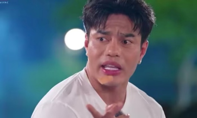 Lê Dương Bảo Lâm bị hải quan Mỹ giữ lại vì mang theo 1 món đồ, Trấn Thành đi qua nhưng 'phớt lờ' 1 Lê Dương Bảo Lâm bị hải quan Mỹ giữ lại vì mang theo 1 món đồ, Trấn Thành đi qua nhưng 'phớt lờ' le duong bao lam bi hai quan my giu lai vi mang theo 1 mon do tran thanh di qua nhung phot lo