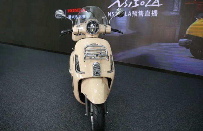 Tin xe 4/5: ‘Vua xe ga’ 150cc mới của Honda mở bán giá 57 triệu đồng, đẹp hơn SH Mode và Air Blade 1 Tin xe 4/5: ‘Vua xe ga’ 150cc mới của Honda mở bán giá 57 triệu đồng, đẹp hơn SH Mode và Air Blade tin xe 4 5 vua xe ga 150cc moi cua honda mo ban gia 57 trieu dong dep hon sh mode va air blade