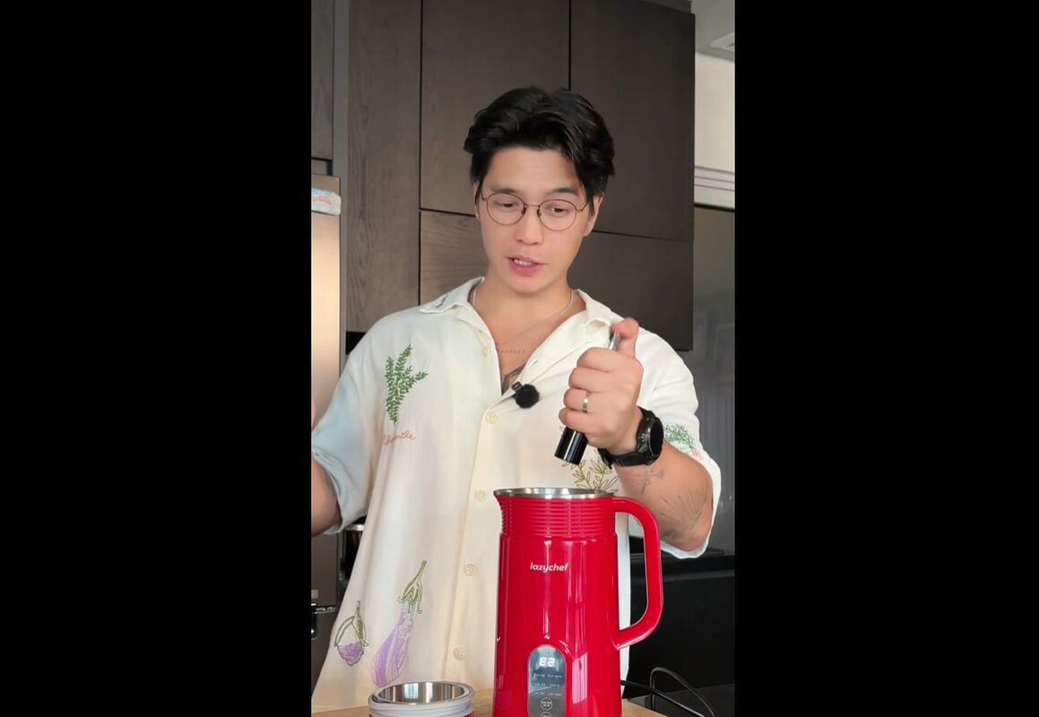 Truy tìm combo đồ dùng nhà bếp chuẩn "chồng nhà người ta" của chef Huy Trần 1 Truy tìm combo đồ dùng nhà bếp chuẩn "chồng nhà người ta" của chef Huy Trần truy tim combo do dung nha bep chuan chong nha nguoi ta cua chef huy tran