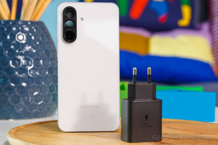 Tin công nghệ tối 19/6: Galaxy A56 5G giảm sâu, Redmi Note 13 Pro 5G xả kho, Redmi 13 siêu rẻ, OPPO Find X8 hấp dẫn tin cong nghe toi 19 6 galaxy a56 5g giam sau redmi note 13 pro 5g xa kho redmi 13 sieu re oppo find x8 hap dan