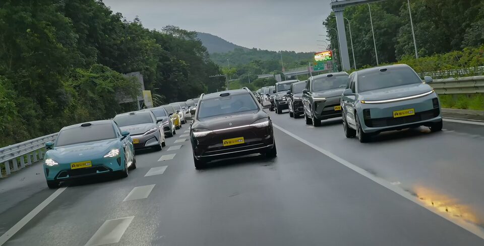 Bài kiểm tra ADAS quy mô lớn của Trung Quốc: 36 xe thử thách 15 tình huống nguy hiểm bai kiem tra adas quy mo lon cua trung quoc 36 xe thu thach 15 tinh huong nguy hiem