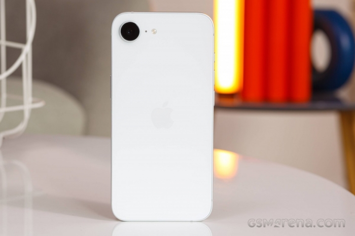 Bảng giá iPhone 16 tháng 7: Rẻ chưa từng thấy với cả 5 phiên bản, đẩy mạnh xả kho đón iPhone 17 1 Bảng giá iPhone 16 tháng 7: Rẻ chưa từng thấy với cả 5 phiên bản, đẩy mạnh xả kho đón iPhone 17