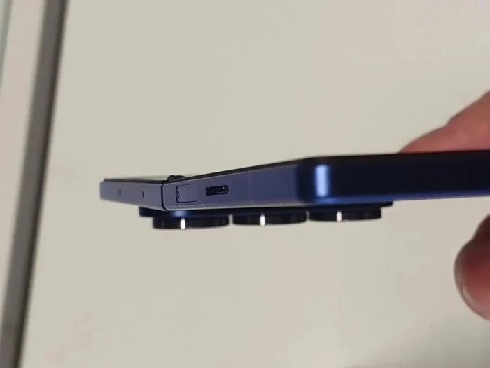 Chưa kịp tận hưởng cơn mưa lời khen, Galaxy Z Fold 7 đã vướng 'drama' chí mạng, liệu lịch sử bi thương có lặp lại?