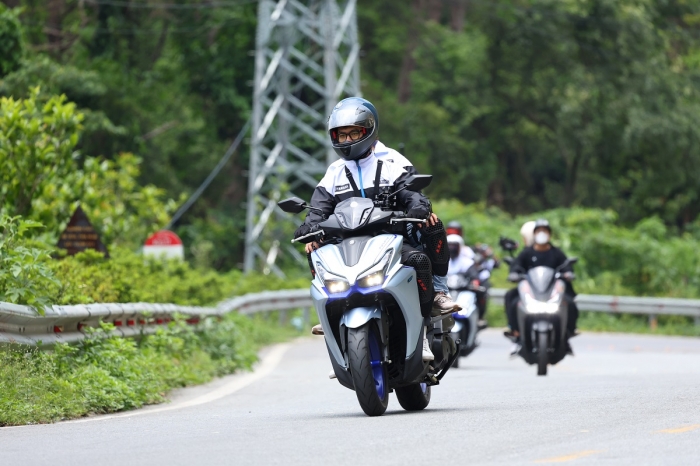 Công nghệ YECVT độc quyền trên Yamaha NVX: Tăng tốc êm ái, đổ đèo vững vàng cong nghe yecvt doc quyen tren yamaha nvx tang toc em ai do deo vung vang