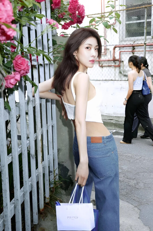 Ha Ji Won body mỏng dính tuổi 47: Ngoài nước chanh còn đam mê 1 loại đồ uống chống già, điều hòa nội tiết đã 15 năm nay ha ji won body mong dinh tuoi 47 ngoai nuoc chanh con dam me 1 loai do uong chong gia dieu hoa noi tiet da 15 nam nay