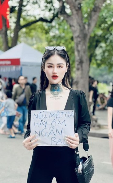 Quá khứ 'nhơ nhuốc' của 'hot girl bể cá' Ngân Baby - người nghi ngáo đá, đập phá điên cuồng ở Vinh