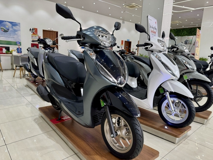 Tin xe máy 28/7: Honda LEAD 2025 giảm giá ‘thủng đáy’ hút khách Việt, rẻ lấn át cả Vision và SH Mode 1 Tin xe máy 28/7: Honda LEAD 2025 giảm giá ‘thủng đáy’ hút khách Việt, rẻ lấn át cả Vision và SH Mode
